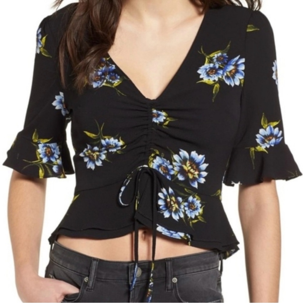 Astr the Label Black Floral Ruched Blouse